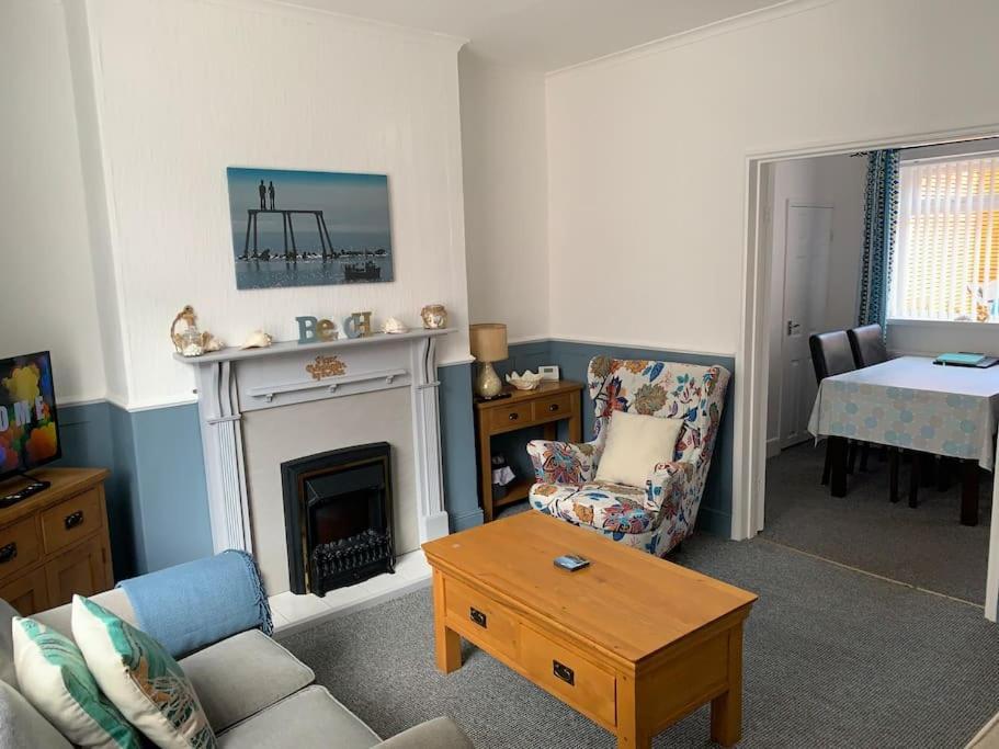 A Bolt Hole By The Beach On The Northumberland Coast Woodhorn Ngoại thất bức ảnh